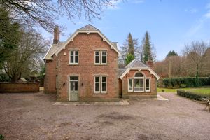 Photo 40- click for photo gallery